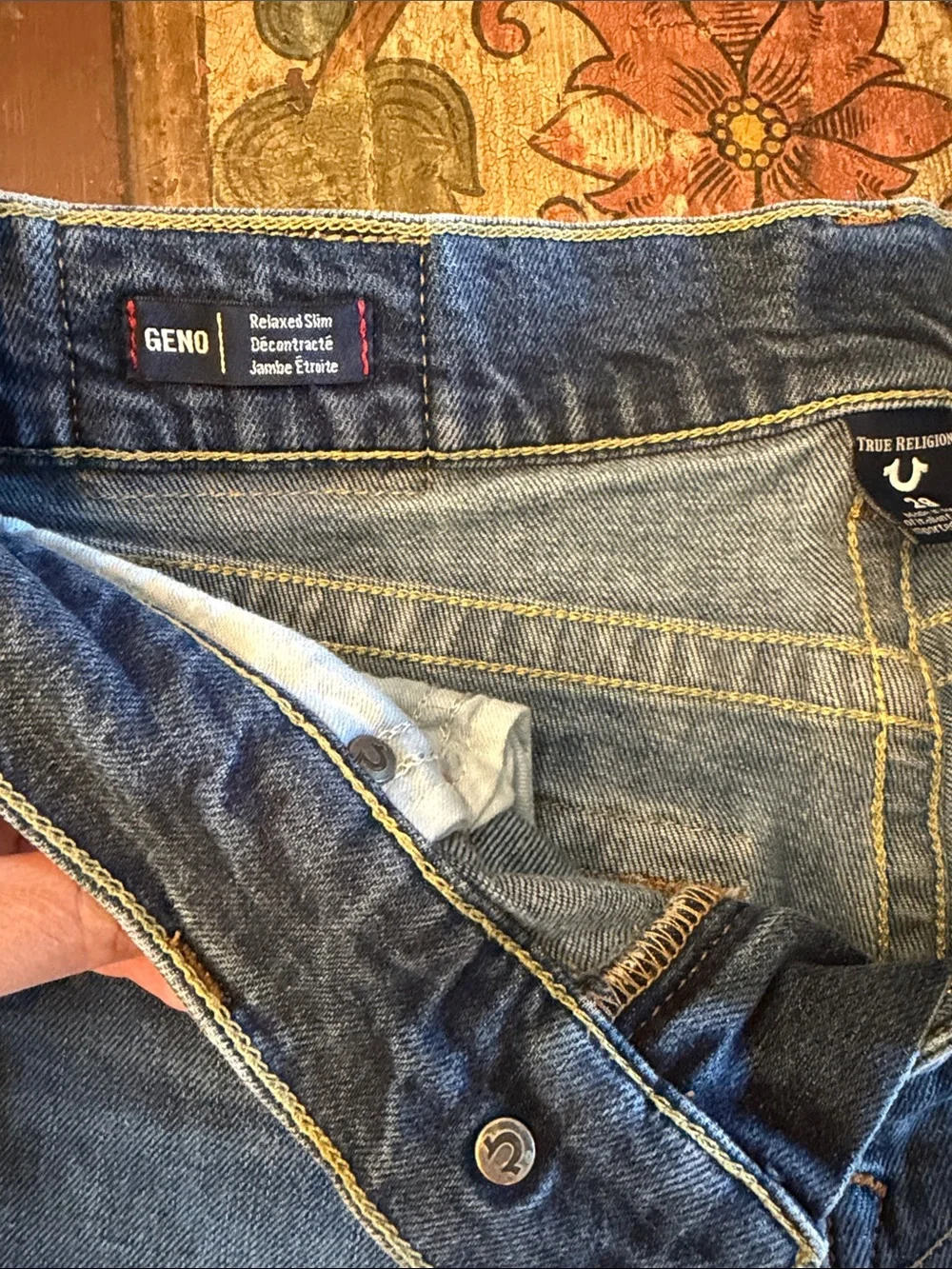 True Religion Men’s Medium Blue Skinny Jeans with Signature Pocket 29/32